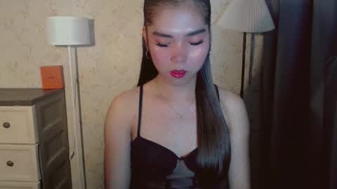 Snapshot of catherine_365 chatting on November 2025 06:30:02 PM catherine_365 online show from November 2025 06:30:02 PM