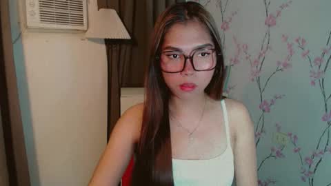 Snapshot of catherine_365 chatting on January 2026 12:19:01 PM catherine_365 online show from January 2026 12:19:01 PM