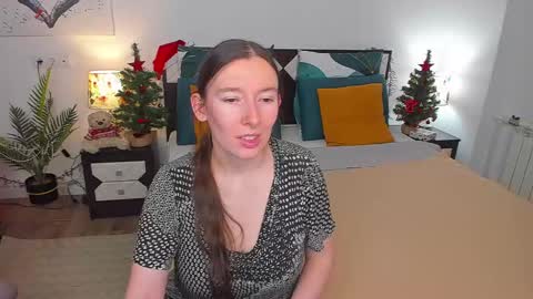 Snapshot of catherinewalls chatting on December 2024 07:08:01 AM Catrin online show from December 2024 07:08:01 AM