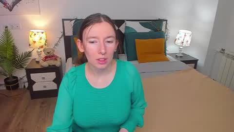 Snapshot of catherinewalls chatting on March 2025 01:06:01 AM Catrin online show from March 2025 01:06:01 AM