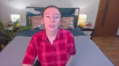 Catrin online show from February 2026 03:35:01 AM