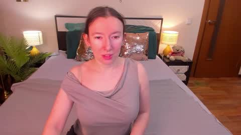 Catrin online show from March 2026 03:12:02 AM