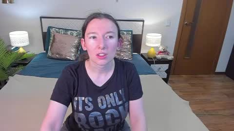 Catrin online show from June 2026 03:29:02 AM