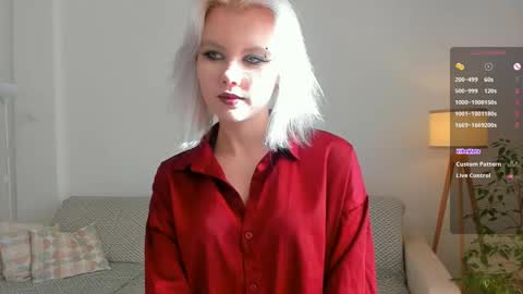 Snapshot of cathiearzabala chatting on April 2026 11:02:02 AM Mia online show from April 2026 11:02:02 AM