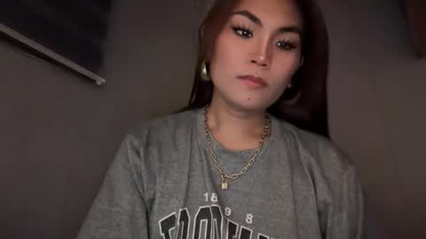 Snapshot of cathy_sanches chatting on November 2025 03:29:02 AM cathy online show from November 2025 03:29:02 AM