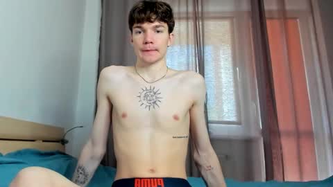 Tobi Den online show from October 2025 09:32:01 AM