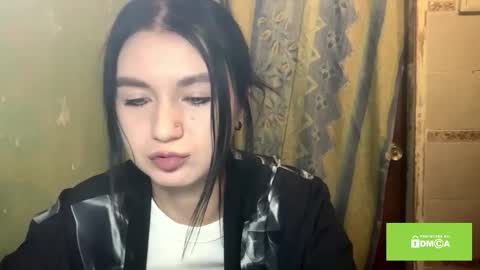 Snapshot of catinagaznes chatting on December 2025 10:07:02 PM Lola online show from December 2025 10:07:02 PM