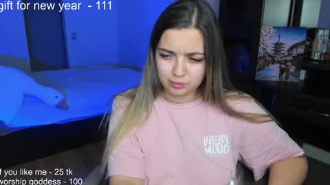 Snapshot of catrinaeuphorina chatting on December 2024 11:39:02 PM Catrina or just Cat online show from December 2024 11:39:02 PM