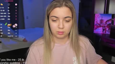 Snapshot of catrinaeuphorina chatting on February 2025 02:45:02 PM Catrina or just Cat online show from February 2025 02:45:02 PM