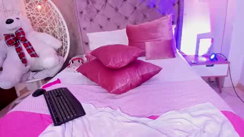 Snapshot of cattaleya_get chatting on February 2025 04:25:01 PM cattaleya_get online show from February 2025 04:25:01 PM