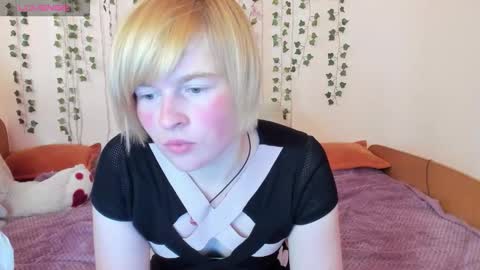 Snapshot of cattie_w_ chatting on October 2025 03:03:02 AM cattie_w_ online show from October 2025 03:03:02 AM