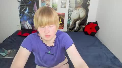 Snapshot of cattie_w_ chatting on June 2026 01:09:01 AM cattie_w_ online show from June 2026 01:09:01 AM
