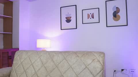 Snapshot of cattleyascaly chatting on December 2024 07:14:01 PM cattleyascaly online show from December 2024 07:14:01 PM