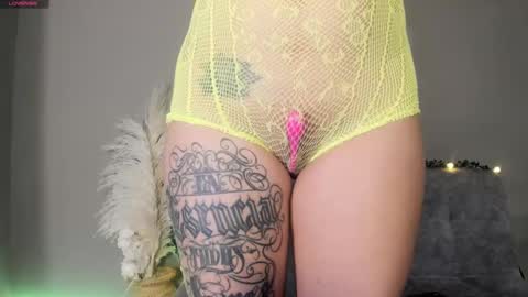 Snapshot of catty_foxx chatting on October 2025 05:50:02 AM online show from October 2025 05:50:02 AM