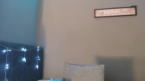    online show from February 2026 05:39:02 PM