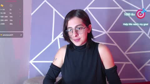 Snapshot of cava_pretty chatting on January 2025 09:58:02 AM cava_pretty online show from January 2025 09:58:02 AM