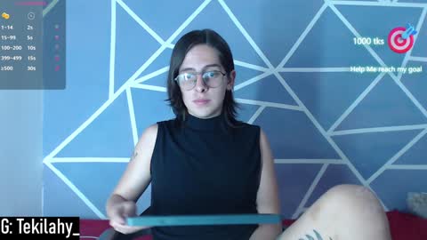 Snapshot of cava_pretty chatting on January 2025 08:17:02 PM cava_pretty online show from January 2025 08:17:02 PM