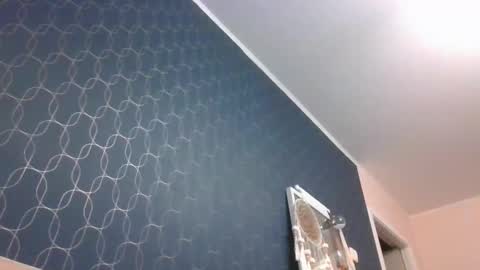 Im yours online show from January 2025 06:45:02 PM