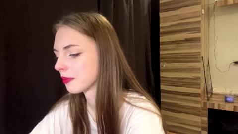 Polly online show from March 2026 07:25:02 AM