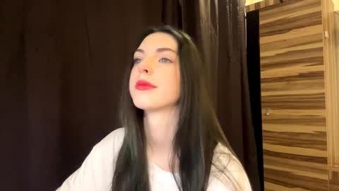 Polly online show from April 2026 07:05:01 AM