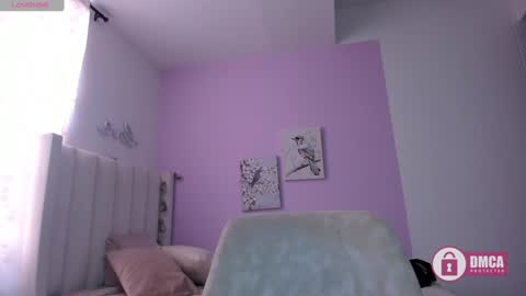 Snapshot of caylin_jordan chatting on December 2024 02:38:01 PM Cay online show from December 2024 02:38:01 PM