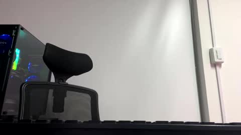 cayu_frensh94 online show from December 2024 11:06:02 PM