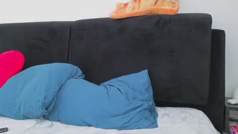 Folow my instagram cuteback7272 and onlyfans cbhotblonde1 online show from October 2025 07:53:02 AM