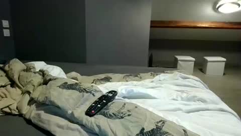 Snapshot of cclovefrench chatting on February 2026 09:33:01 PM cclovefrench online show from February 2026 09:33:01 PM