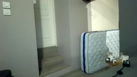 Snapshot of cclovefrench chatting on March 2026 02:04:02 AM cclovefrench online show from March 2026 02:04:02 AM