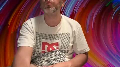 Snapshot of ccmhp1 chatting on April 2026 02:53:02 AM Tomys online show from April 2026 02:53:02 AM