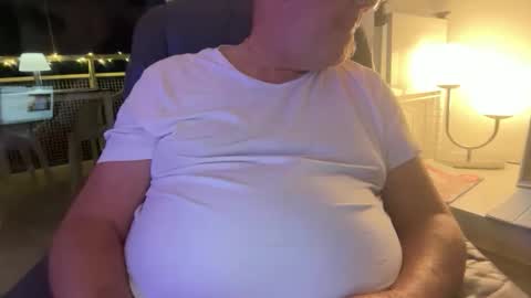 Snapshot of ccpower chatting on November 2025 10:24:01 PM ccpower online show from November 2025 10:24:01 PM