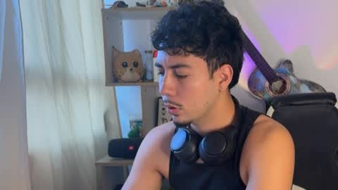 Snapshot of cdcanon chatting on October 2025 09:03:02 PM Carlos online show from October 2025 09:03:02 PM