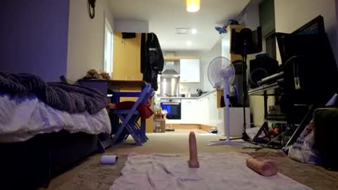 Cdleigh1984 online show from July 2026 09:44:02 PM