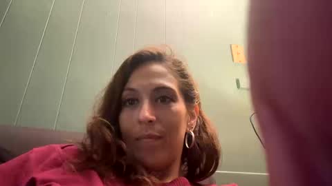 Snapshot of cece_vibez chatting on October 2025 04:41:01 PM cece_vibez online show from October 2025 04:41:01 PM