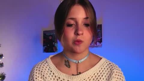 Lina  online show from January 2026 07:17:02 PM