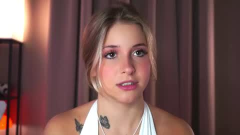 Lina  online show from July 2026 07:22:02 PM