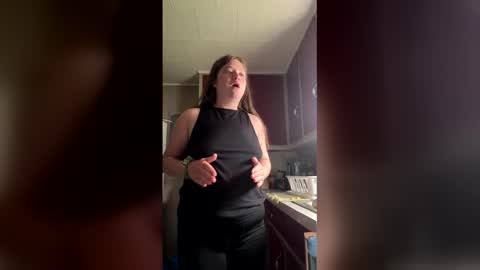 cecerose813 online show from May 2026 02:10:01 PM