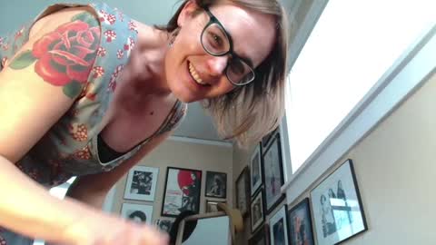 Snapshot of cecilysaintclaire chatting on January 2025 06:07:01 PM Cecily Saint Claire online show from January 2025 06:07:01 PM