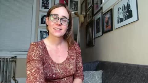 Snapshot of cecilysaintclaire chatting on February 2025 02:06:02 PM Cecily Saint Claire online show from February 2025 02:06:02 PM