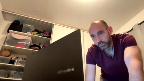 Snapshot of cedric223 chatting on January 2025 05:51:02 PM cedric223 online show from January 2025 05:51:02 PM