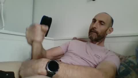 cedric223 online show from April 2026 04:00:01 PM