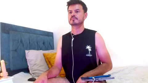 Cedrixx10 online show from May 2026 11:43:01 PM