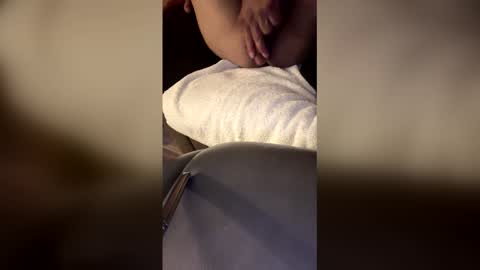 Snapshot of ceegrow chatting on April 2026 03:09:02 PM ceegrow online show from April 2026 03:09:02 PM