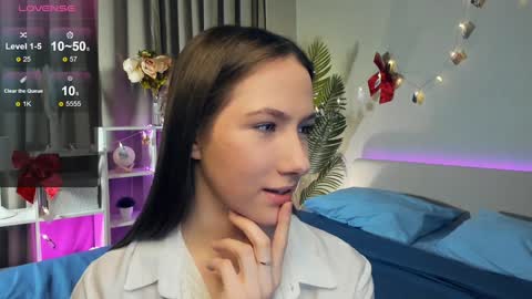 Josie Manesi online show from February 2025 07:51:01 PM