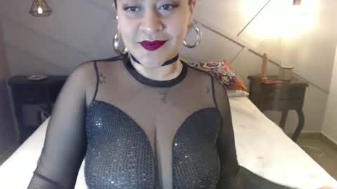 Snapshot of celeste_19sutra chatting on December 2024 01:49:01 AM celeste 19sutra online show from December 2024 01:49:01 AM