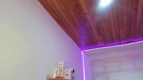 celeste_bonnet1 online show from September 2025 07:28:01 PM