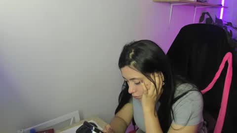 celeste_bonnet1 online show from September 2025 11:42:02 PM