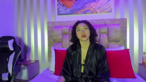 Snapshot of celeste_collinss_ chatting on November 2025 11:45:01 AM celeste online show from November 2025 11:45:01 AM