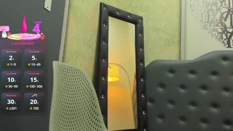 Snapshot of celeste_foxxy chatting on September 2025 11:21:01 AM Celeste online show from September 2025 11:21:01 AM