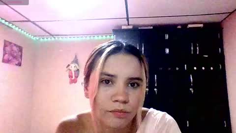 Snapshot of celeste_rain2 chatting on October 2025 09:23:02 PM celeste online show from October 2025 09:23:02 PM